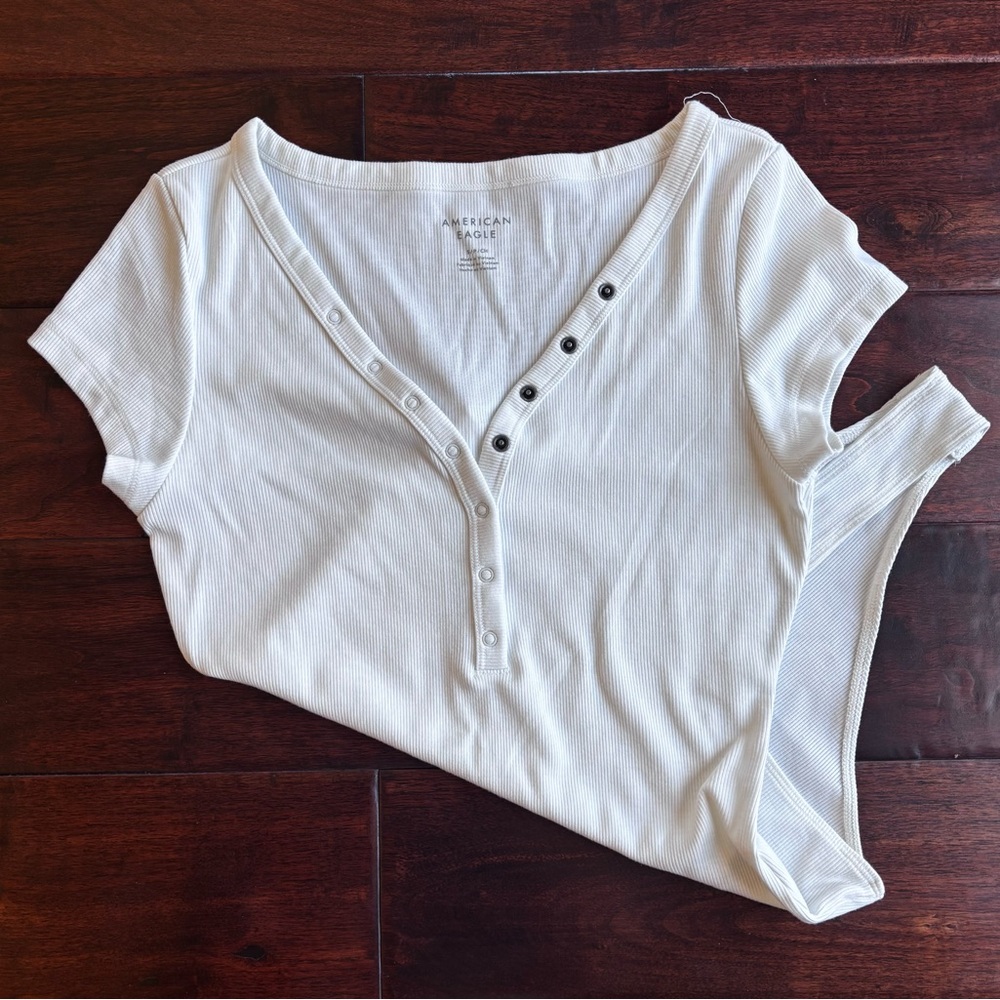 NWOT american eagle bodysuit top